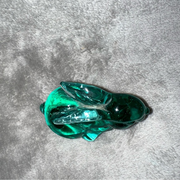 Vintage 1970s Silvestri Art Glass Green Bunny Rabbit Figurine Paperweight - Picture 3 of 10
